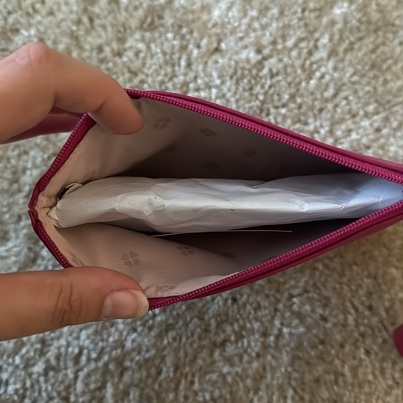 Kate Spade Wristlet - Picture 3 of 4